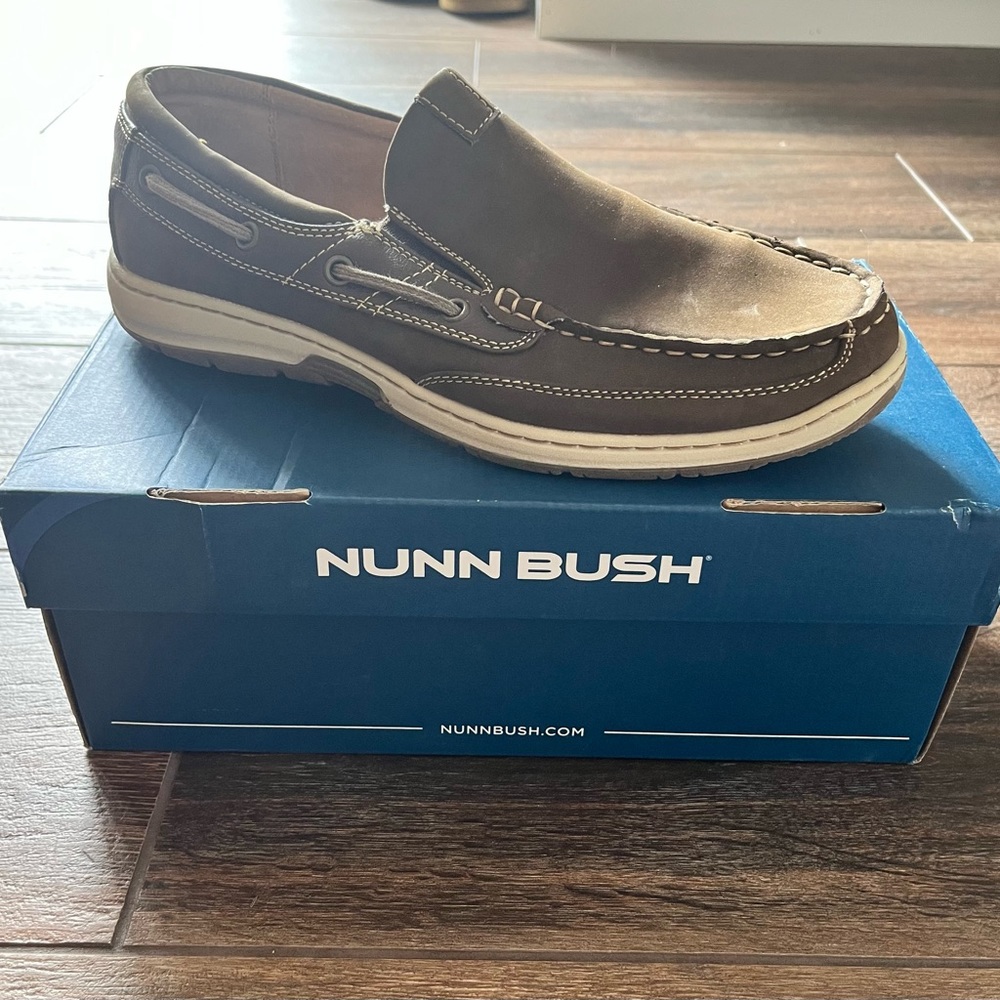 Nunn Bush Men’s Outboard Causal Shoes